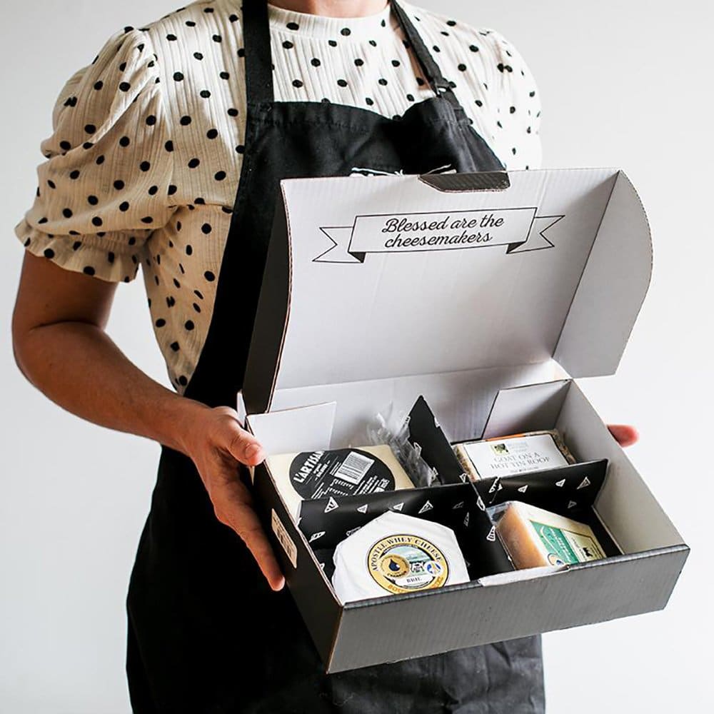 Cheese Therapy gift hamper delivery