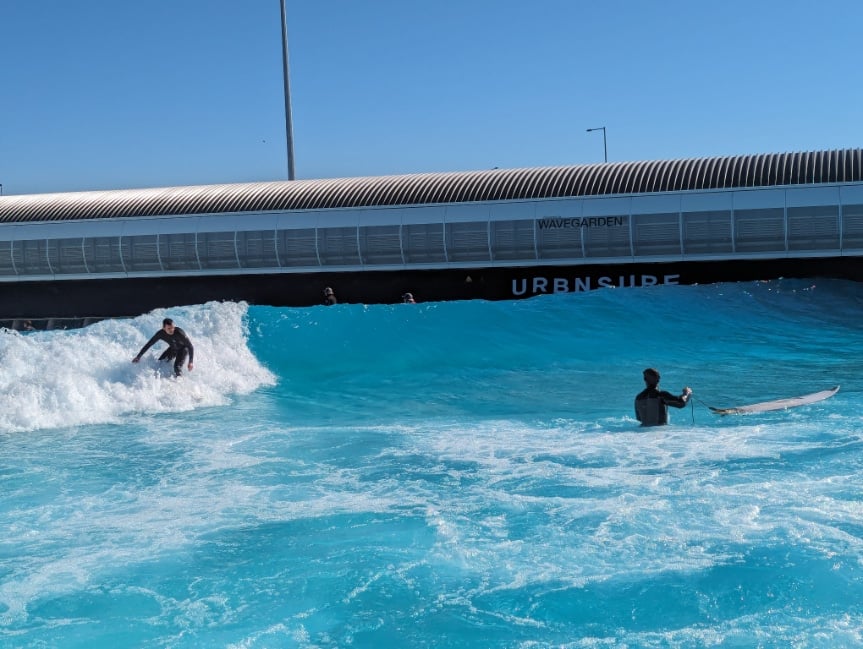 Surfs Up at URBNSURF, Tullamarine: Dine, Surf and Play! 1 URBNSURF Amy Gardner images ()